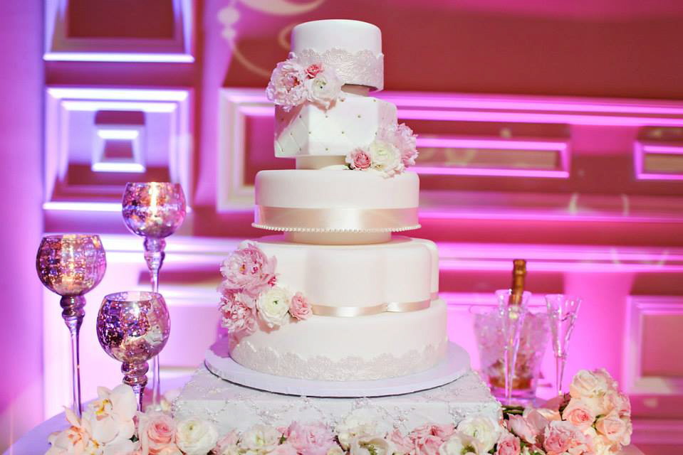 Nien and Nguyet's Wedding Cake - Taglyan Complex