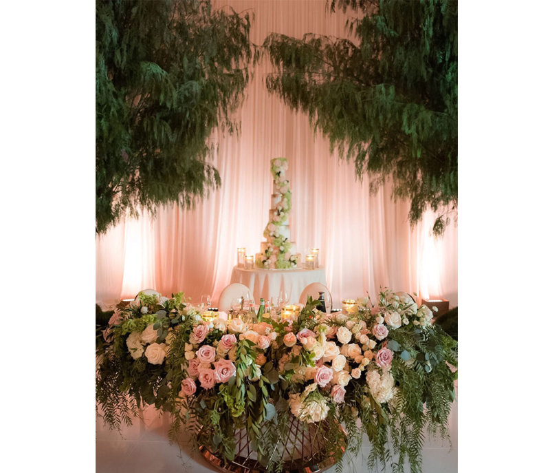 Wedding Color Palette - Greenery And Wedding Cake At Taglyan